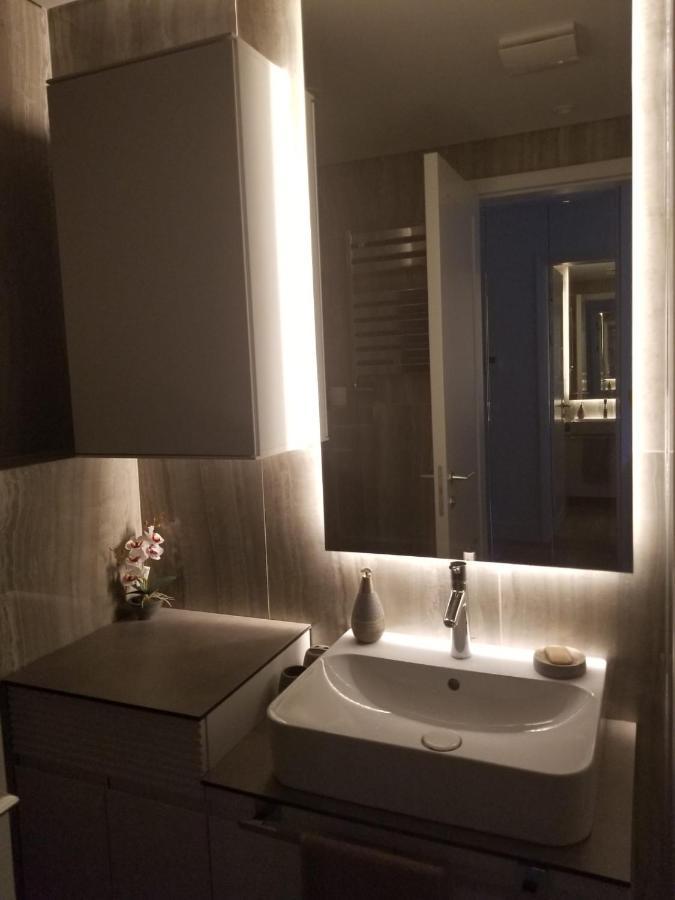 Azura Residence - New Luxury Apartment Βελιγράδι Εξωτερικό φωτογραφία