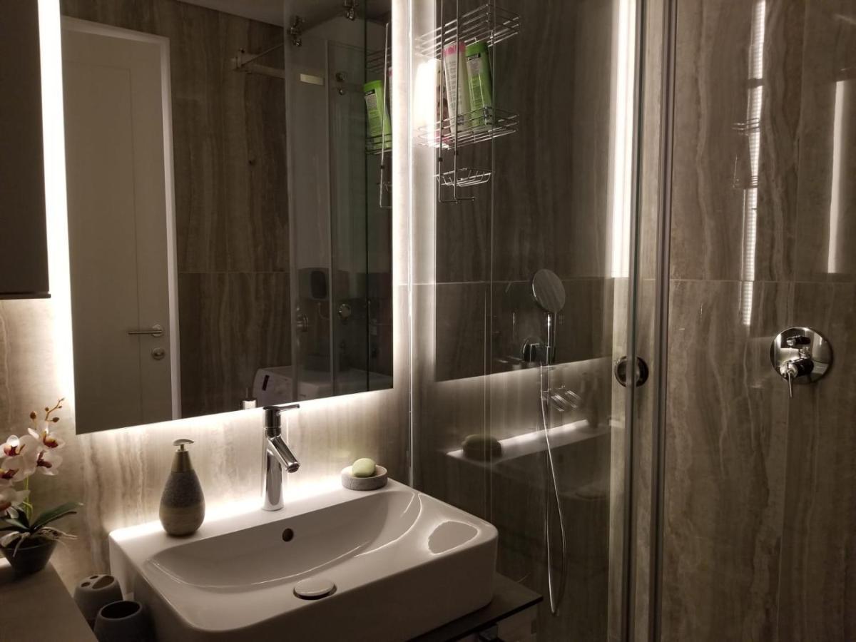 Azura Residence - New Luxury Apartment Βελιγράδι Εξωτερικό φωτογραφία